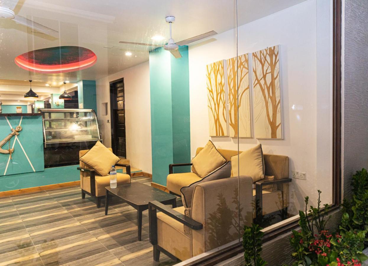 Aquzz Hotel & Spa - Maldives Maafushi Εξωτερικό φωτογραφία